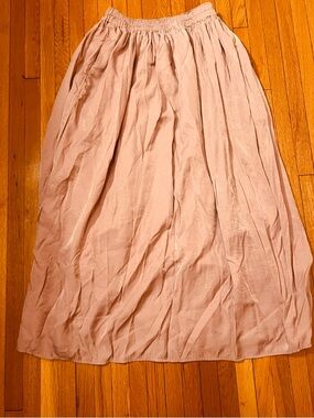 Uniqlo Women's Maxi Skirt — Light Blush